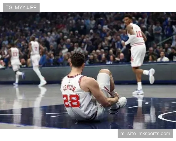 火箭欧文亚当斯泰特长期伤停 后场组织与内线深度受影响